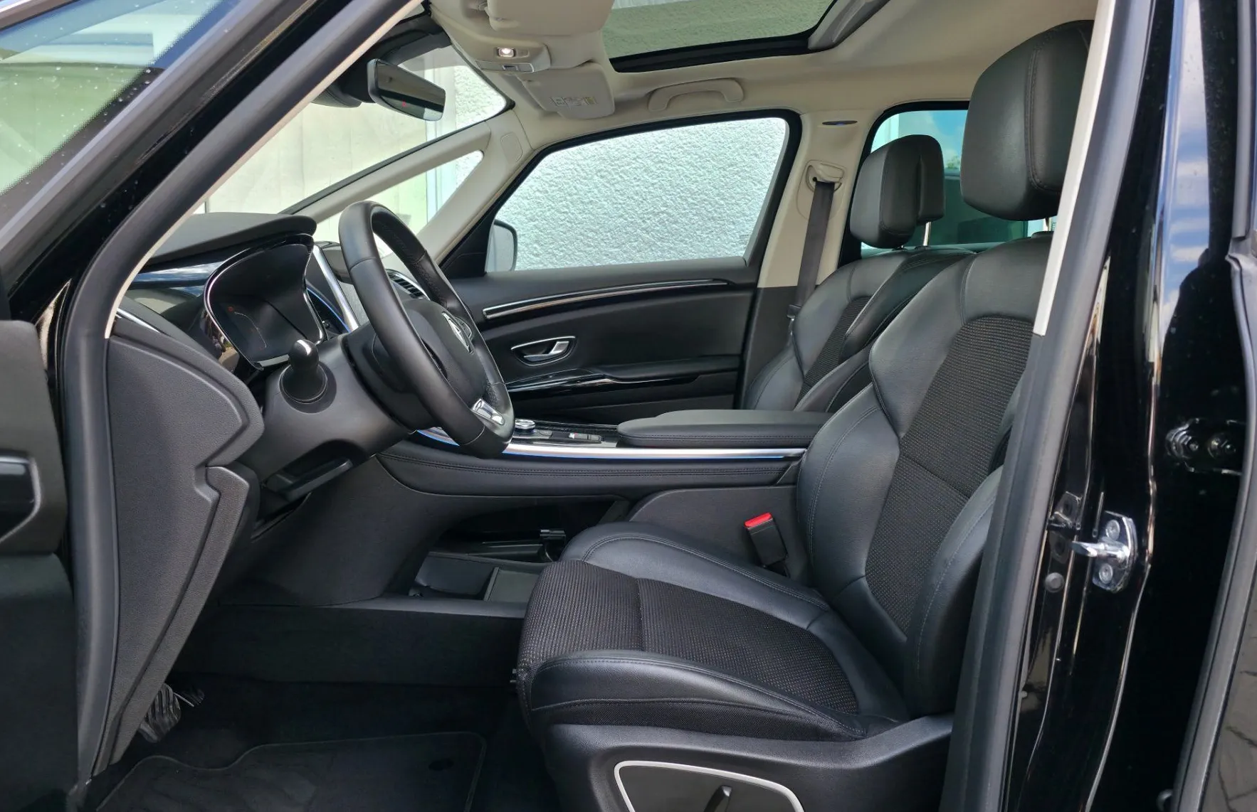 Zunanja slika - Renault Espace - 2.0dCi EDC Intens FULLED•PANOR•BLIS•7SED•KAMER•18C - 6