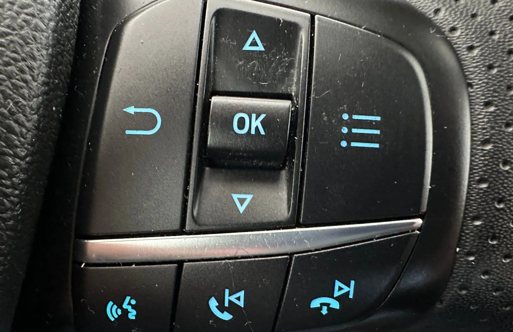 Zunanja slika - Ford Kuga - 1.5 EcoBlue ST-Line.KAMERA.NAVI.Športno podvozje - 11