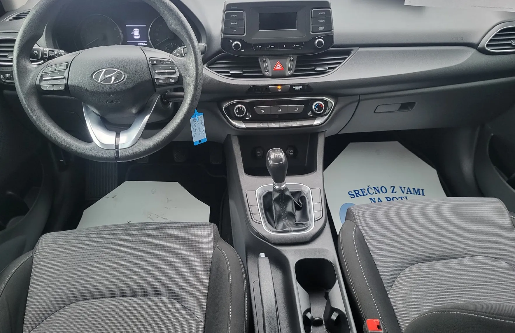 Zunanja slika - Hyundai i30 Wagon - 1.5 110 MPI TREND-slo-1last-ac-el.paket-servisna - 7