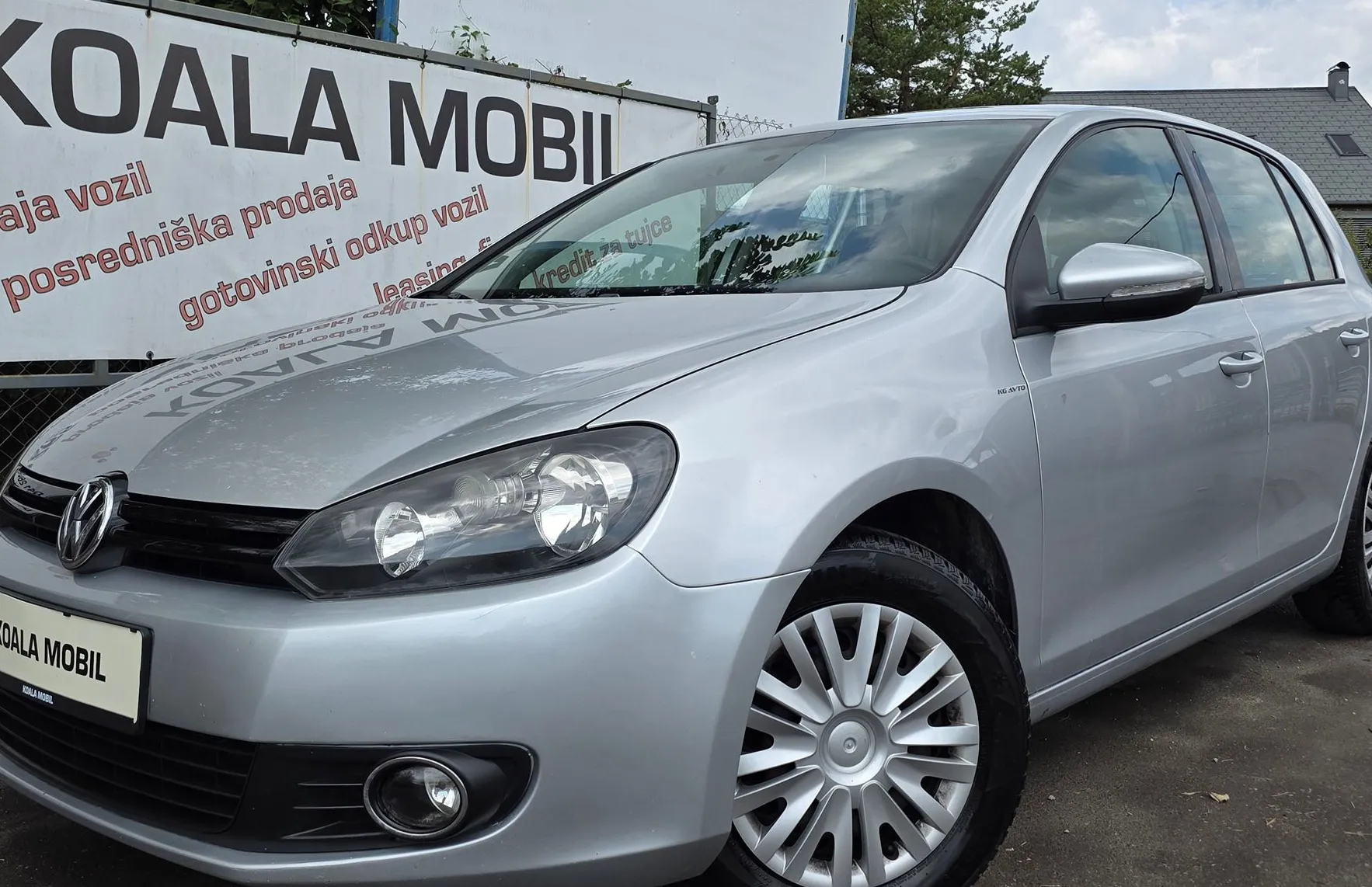 Zunanja slika - Volkswagen Golf - COMFORTLINE 1.6 TDI KLIMA-PDC-2.LASTNIK-SLOVENSKI - 1