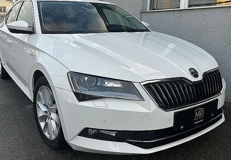 Zunanja slika - Škoda Superb - 2.0 TDI-RADAR-TEMPOMAT-MEMORY-MRTVI KOTI-AMBIENT - 1