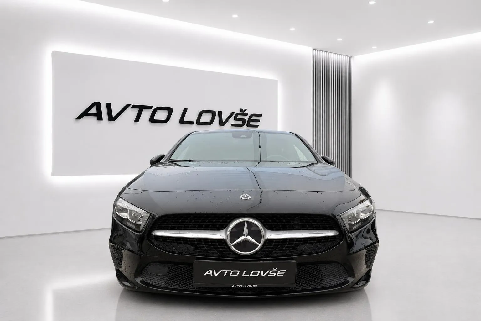 Zunanja slika - Mercedes-Benz A-Razred - A 2.0 d 8G-DCT-1 LASTNICA-ALU-NAVI-KAM-LED-ODL PUX - 3