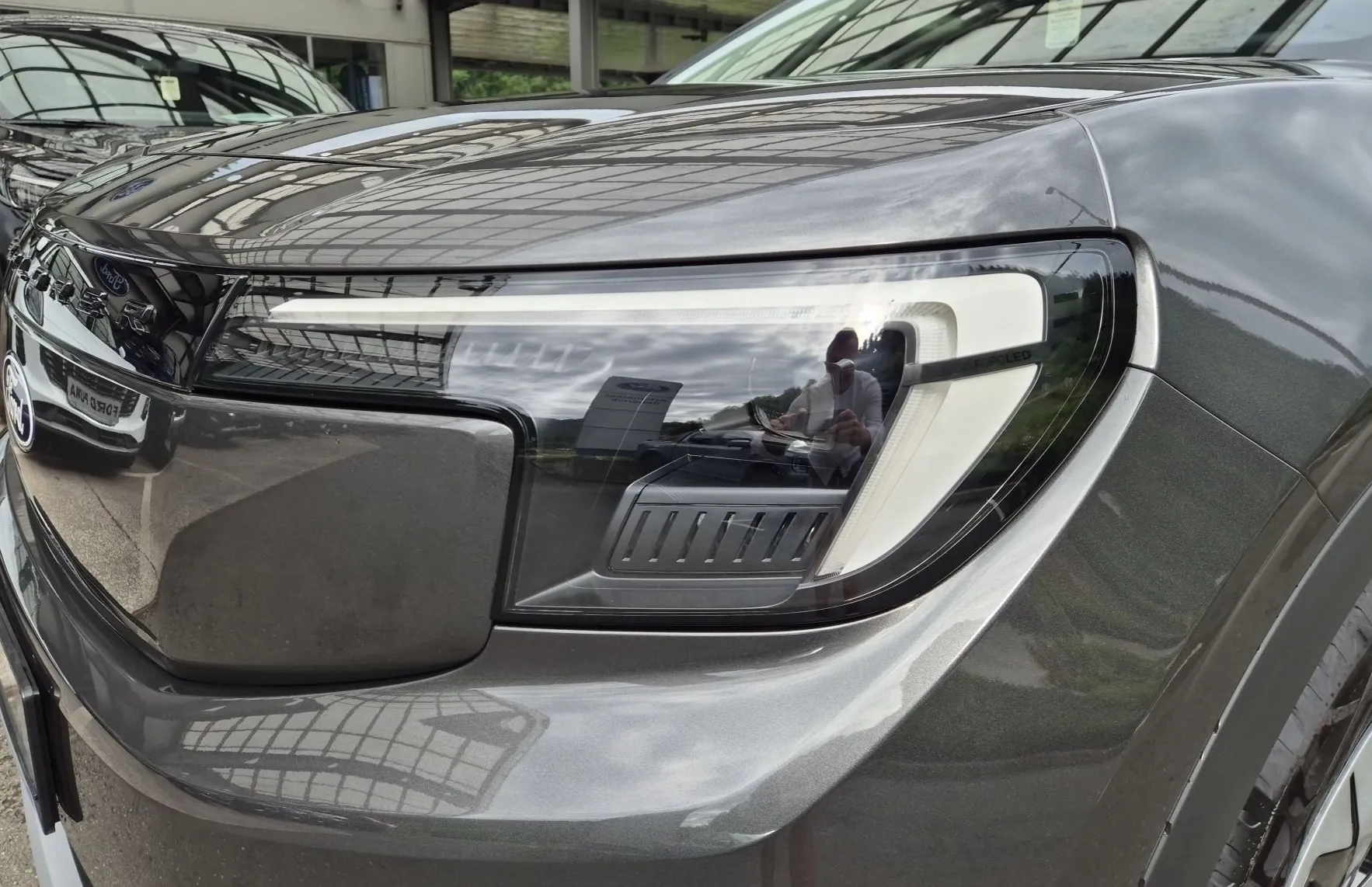 Zunanja slika - Ford Explorer - EV STYLE 170PS 52KWH RWD-NA ZALOGI-DOBAVA TAKOJ - 7