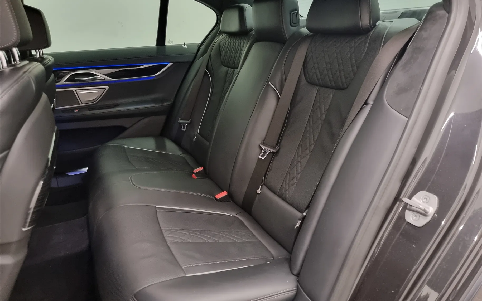 Zunanja slika - BMW Serija 7 - 730d xDrive - 13