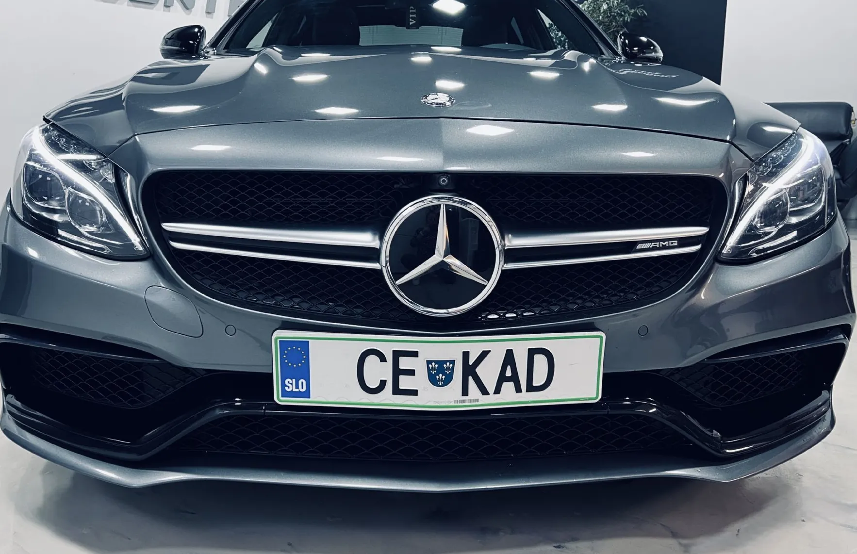 Zunanja slika - Mercedes-Benz C-Razred - C 63 S AMG Avt. V8 - 2