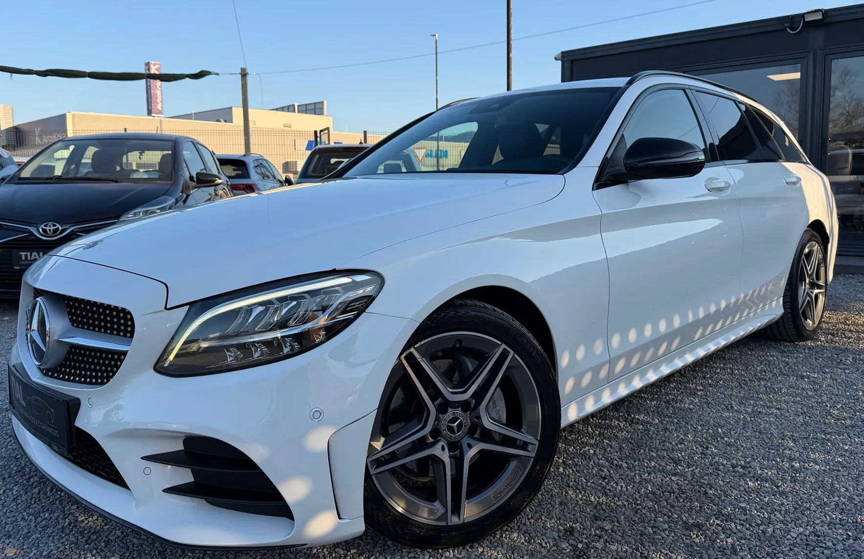 Zunanja slika - Mercedes-Benz C-Razred - C 200d AUT.-AMG-MOD.MODEL-NAVI-KAMERA-FULLLED-18C - 1