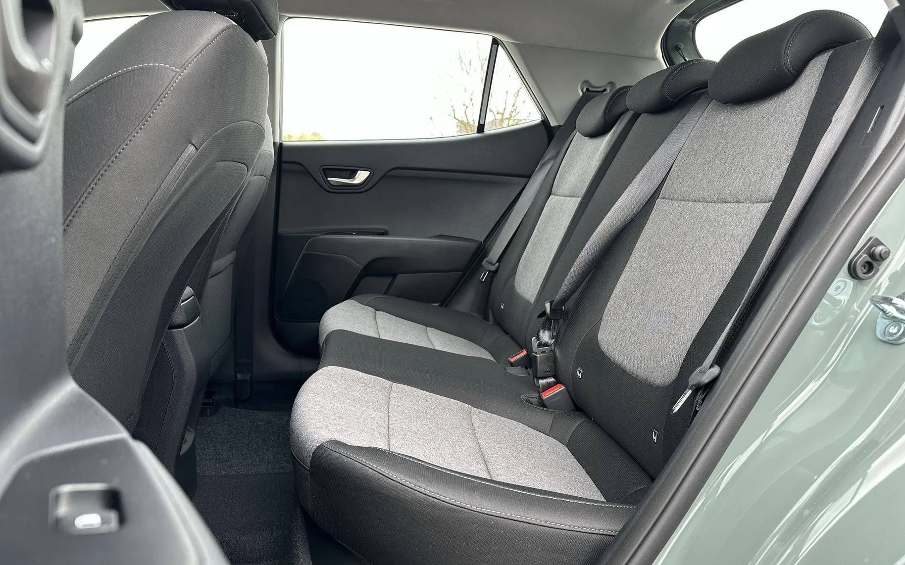 Zunanja slika - KIA Stonic - 1.0 T-GDi LX Life DCT - 11