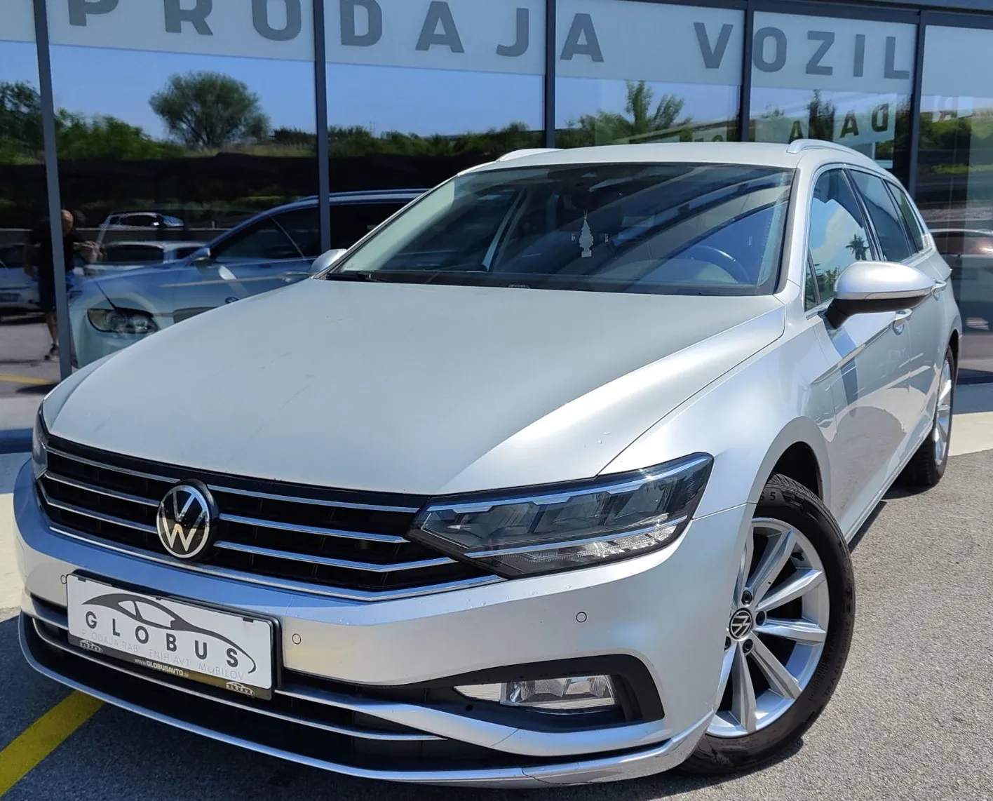 Zunanja slika - VW Passat - Variant 2.0 TDI BMT SCR Business DSG - 1