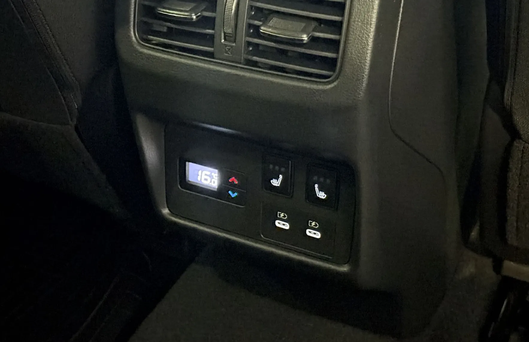 Zunanja slika - Nissan X-Trail - 1.5 VC-T MHEV N-Connecta X-Tronic + CONFORT - 11