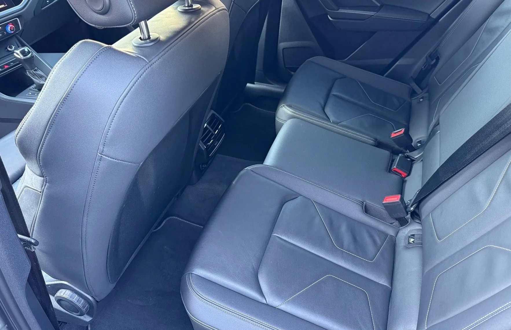 Zunanja slika - Audi Q3 - Sportback 40 TDI quattro S tronic  S Line 20 COL USNJE RAD - 18