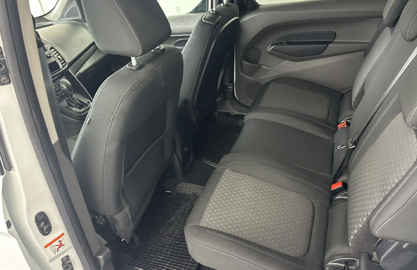 Zunanja slika - Ford Tourneo Connect - L2 Autm.88kW.NEMŠKI+4 GUME.KAMERA.GRE.SED.KLJUKA - 5