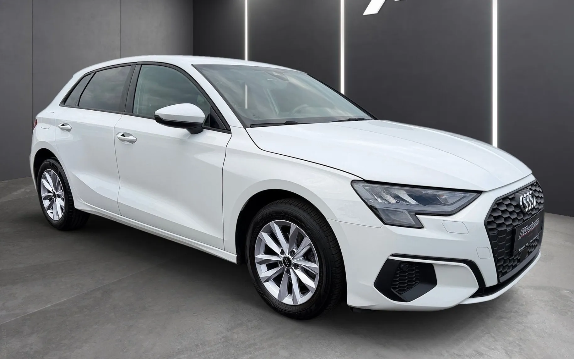 Zunanja slika - Audi A3 - Sportback 30 TDI S Tronic-LED-ACC-PDC-Vzv.Kamera.. - 2