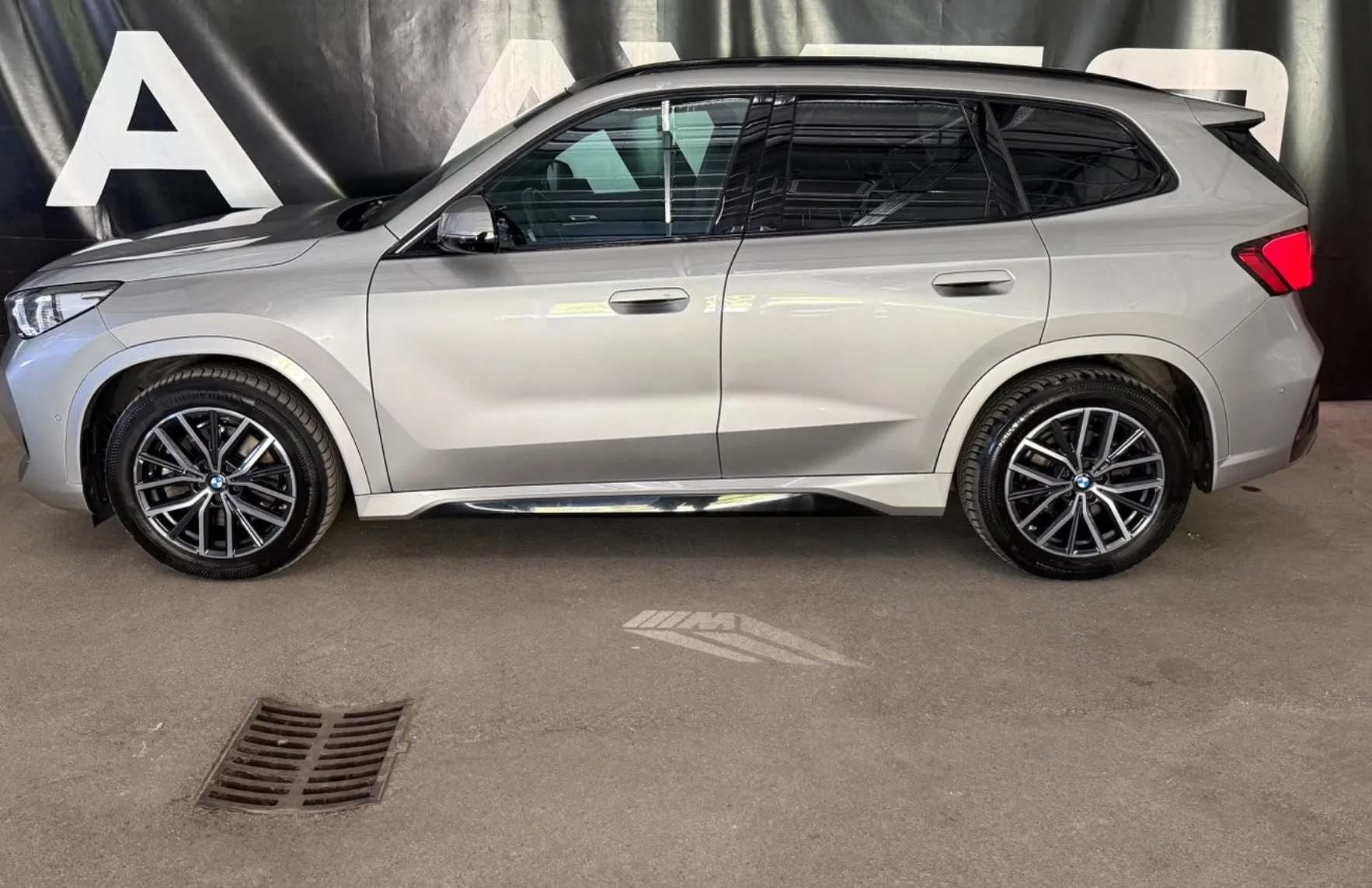 Zunanja slika - BMW X1 - serija : xDrive23i Avt. M Sport - 4