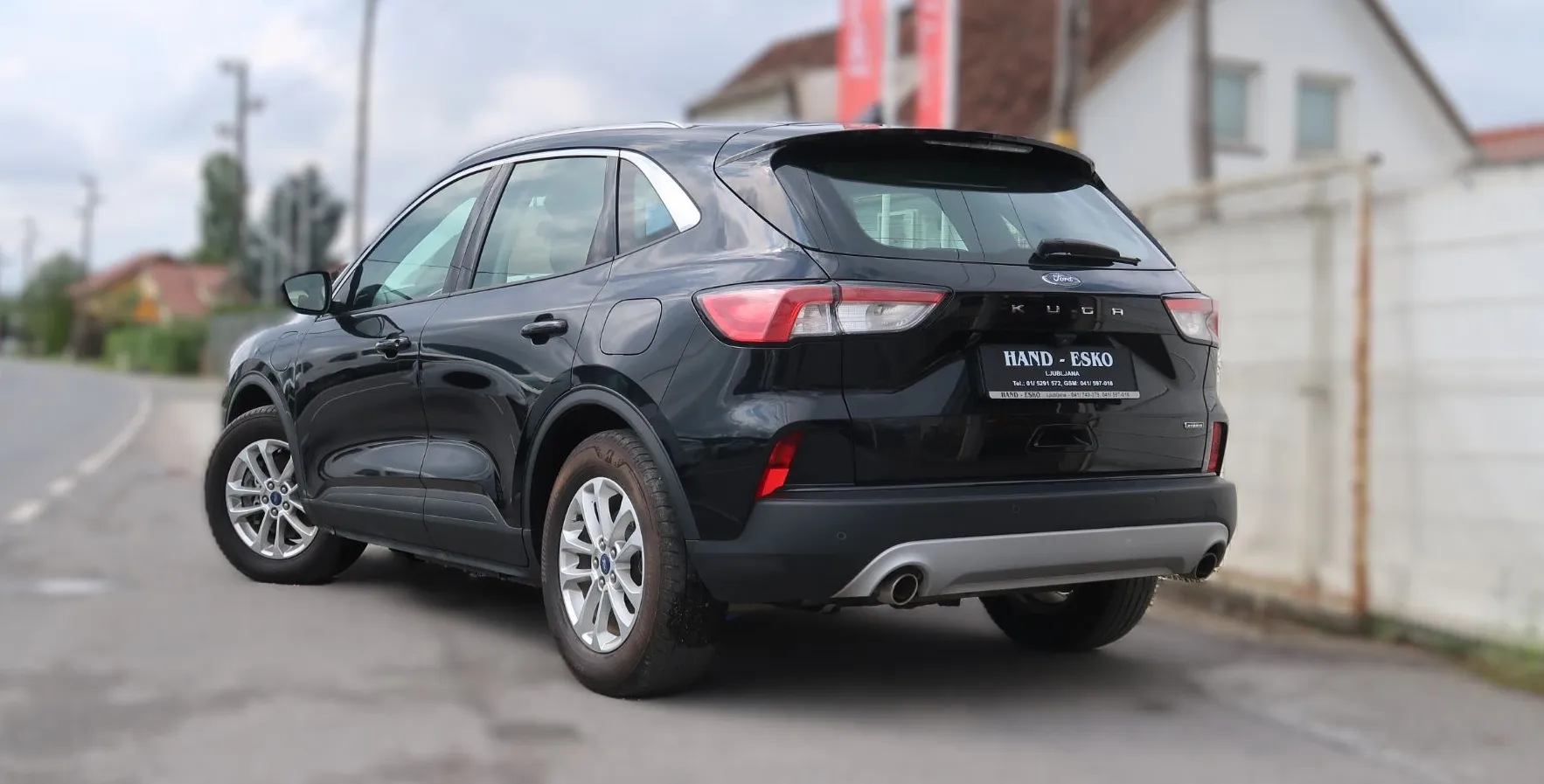 Zunanja slika - Ford Kuga - Titanium X 2.5 Duratec Hybrid 165kW PHEV-ALU-NAVI - 4