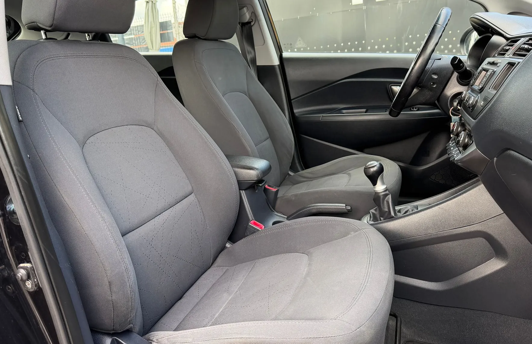 Zunanja slika - KIA Rio - 1.2 SAMO 78.000KM-AVT.KLIMA-PDC-SLO-NA OBROKE - 12