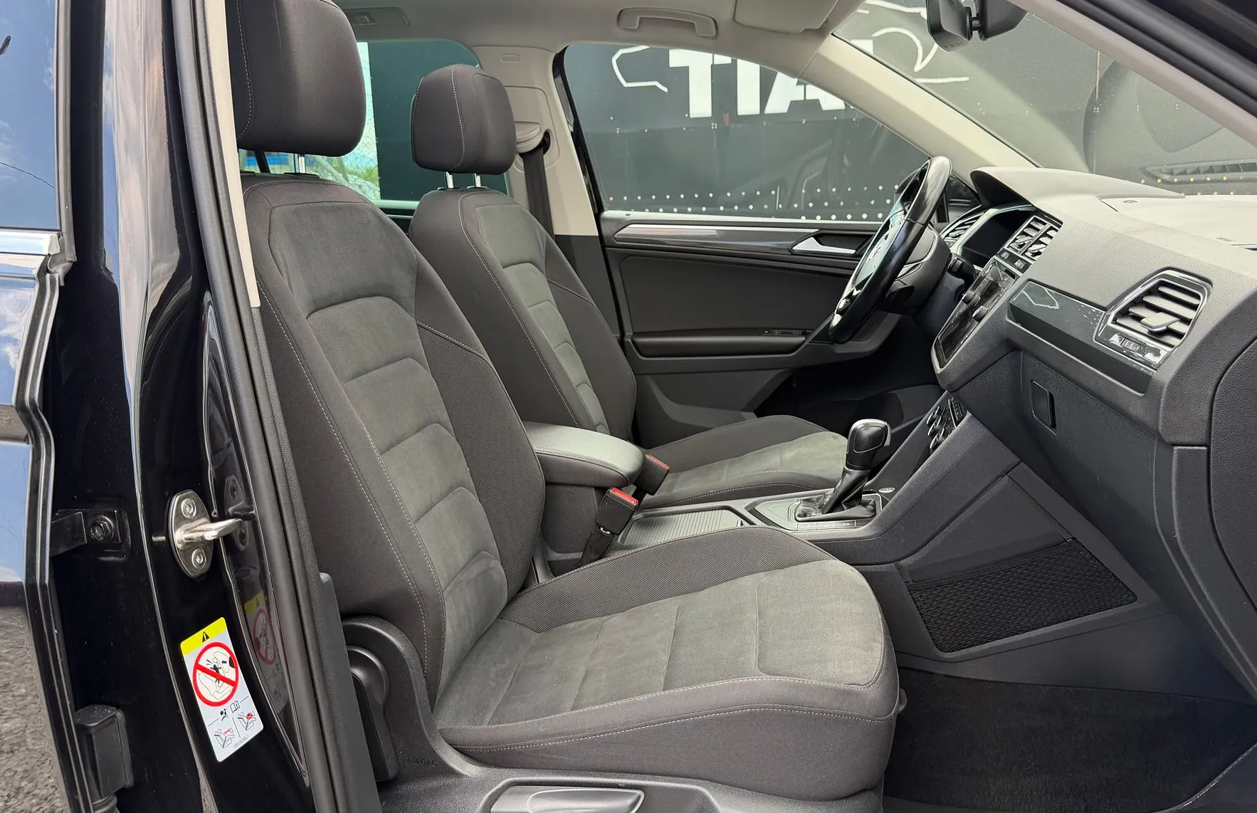 Zunanja slika - VW Tiguan - 2.0 TDI HIGHLINE-VIRTUAL-PANORAMA-NAVI-ACC-VEL.SER - 14