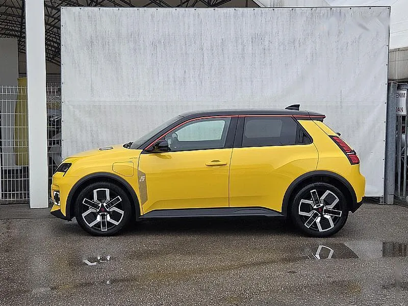 Zunanja slika - Renault 5 E-Tech Electric - Techno EV40 + Paket Zima Udobje-Vožnja Parkiran - 8