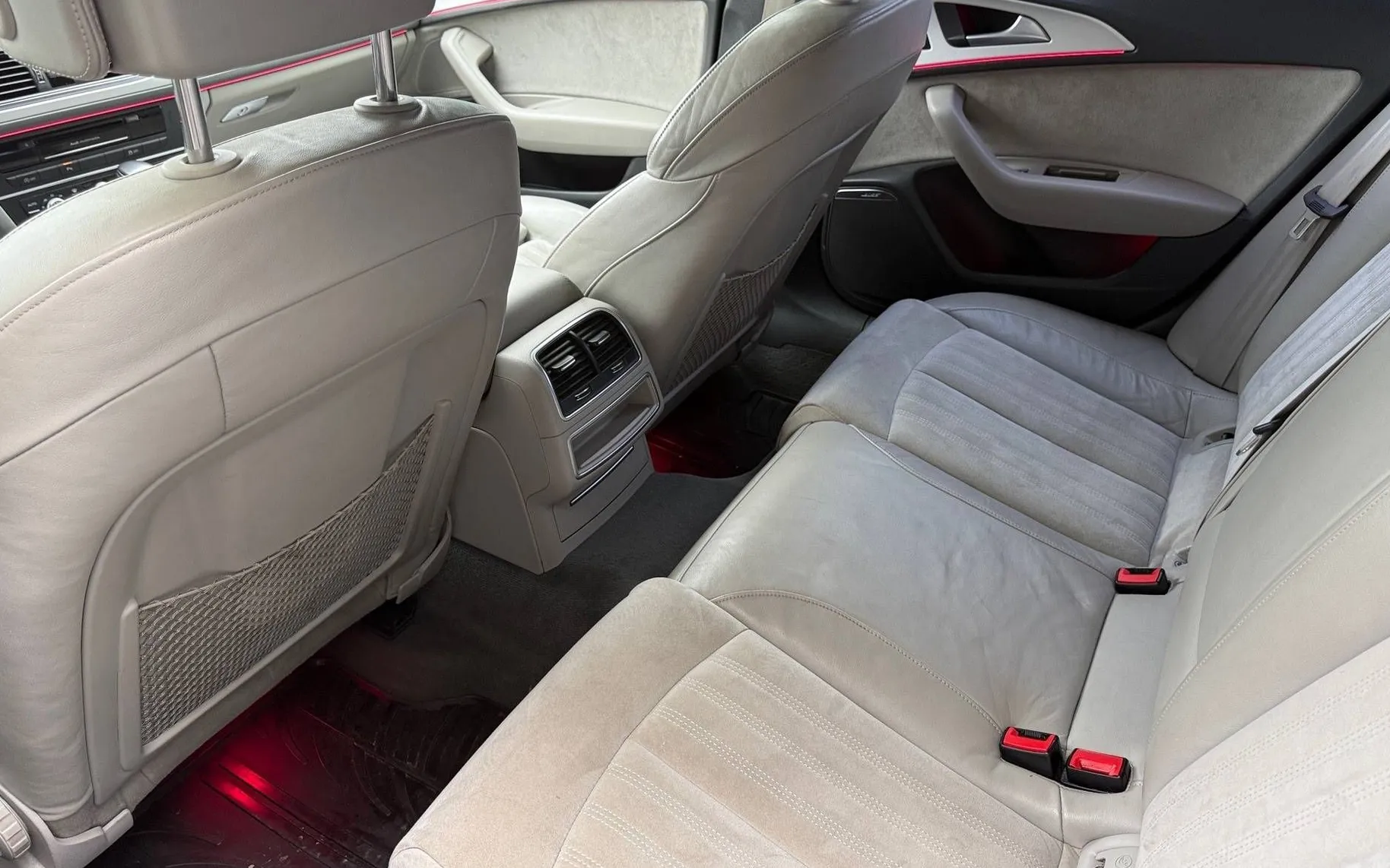 Zunanja slika - Audi A6 - Avant 2.0 TDI ULTRA MATRIX RADAR NAVI PDC KAM AMBIENTNA - 16