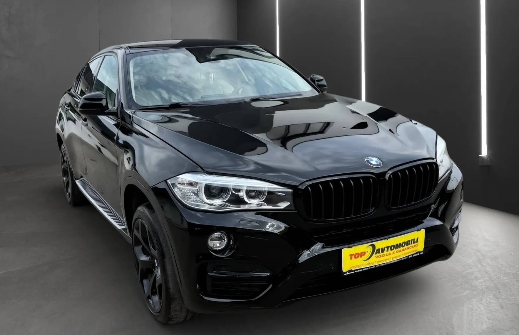 Zunanja slika - BMW X6 - serija :  xDrive 30d LED NAVIGACIJA TEMP PDC VIRTUAL TOP - 10