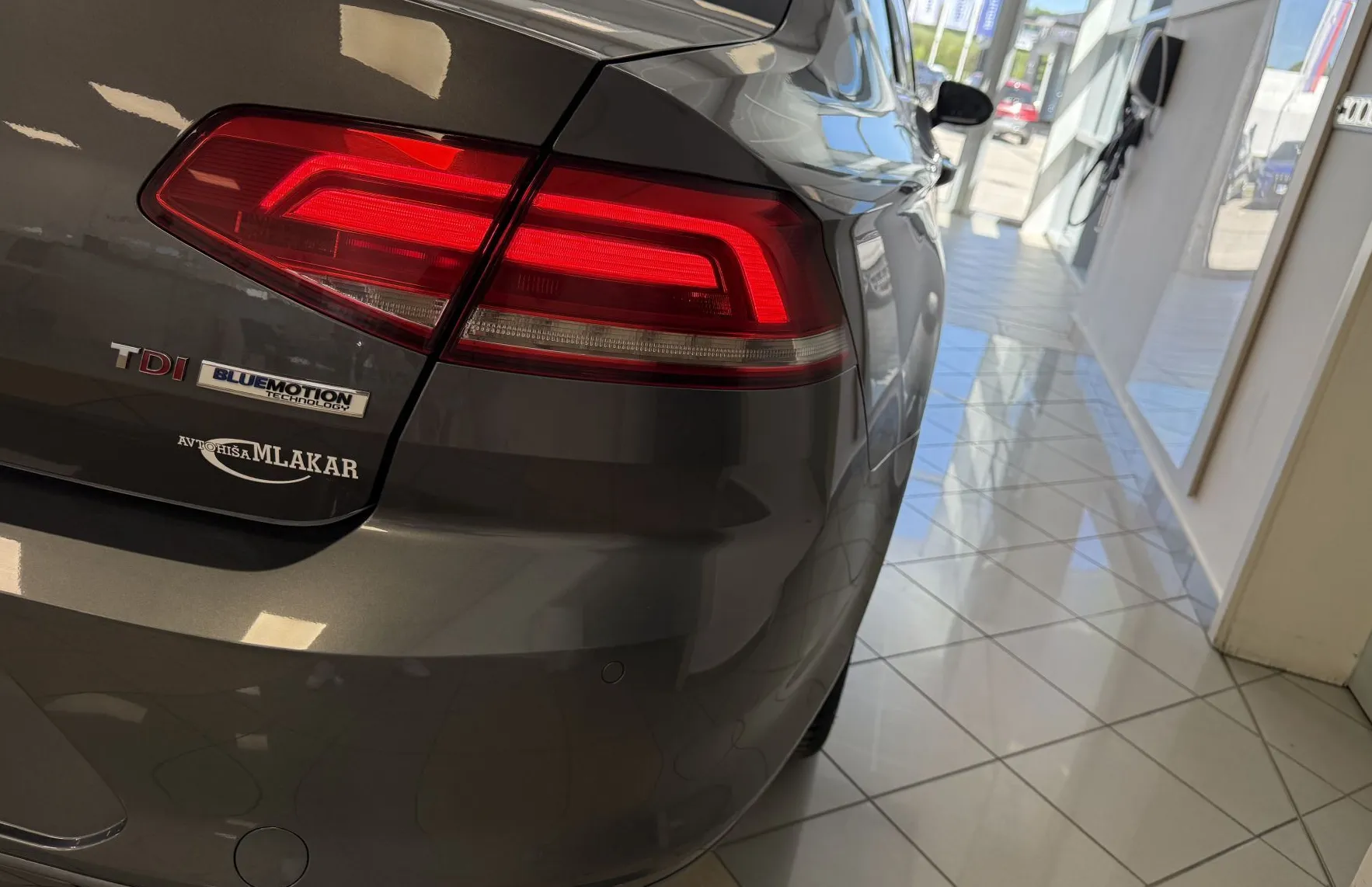 Zunanja slika - VW Passat - 1.6 TDI BMT Comfortline -FULL LED-NAVI-ACC-ALU- - 8