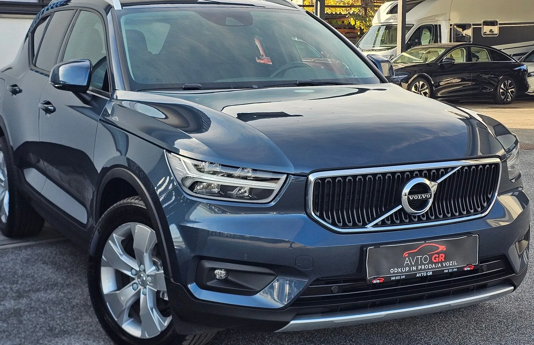 Zunanja slika - Volvo XC40 - Momentum- 1.LAST.-KAMERA-PANORAMA-fUL LED-Le 99.0 - 6