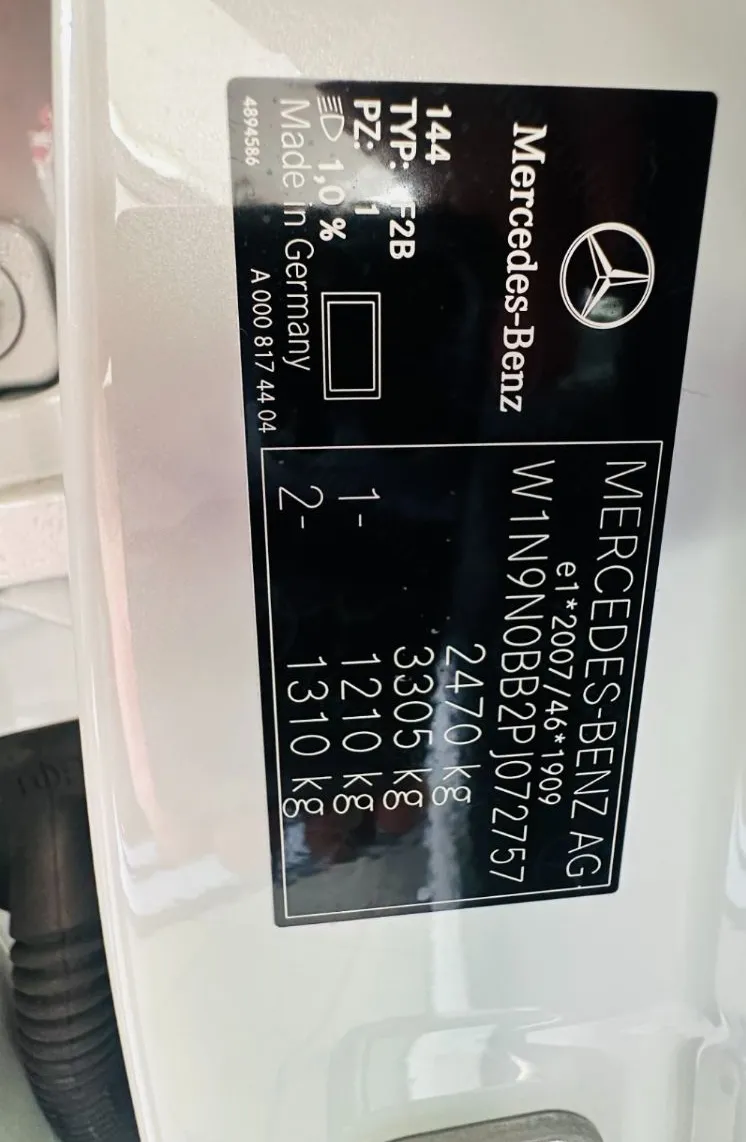 Zunanja slika - Mercedes-Benz EQA - 250 NEMŠKI+4ALU.PANORAMA.KLJUKA.LED.KAMERA.USNJE - 8