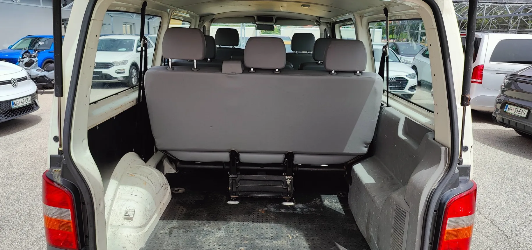 Zunanja slika - VW Transporter - 2.5TDI SLO 8.SEDEŽEV - 9