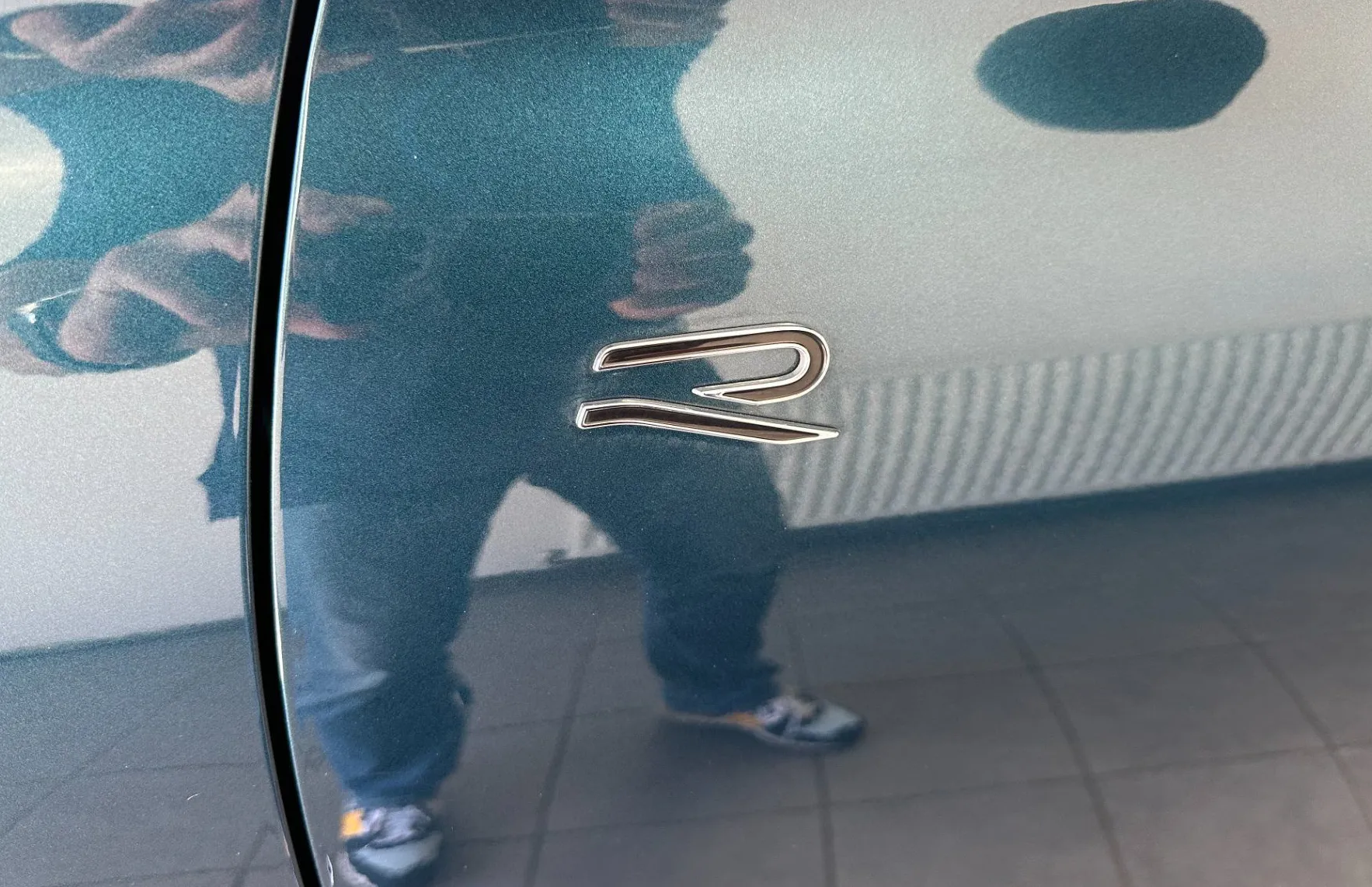 Zunanja slika - Volkswagen Tiguan - 2.0 TDI DSG R-Line 110kW.KAMERA.ACC.USNJE.LED - 15