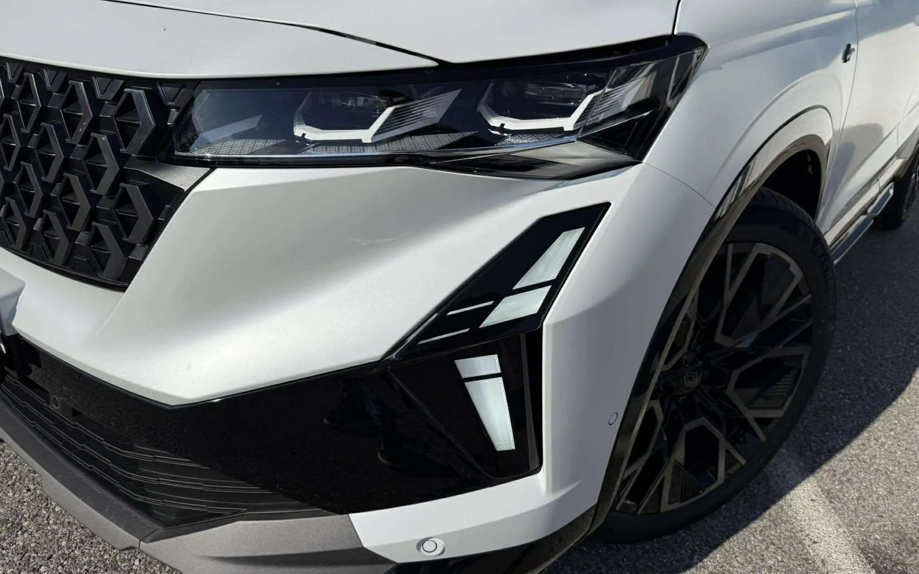 Zunanja slika - Renault Austral - esprit Alpine mild hybrid 150 auto AKCIJA ZALOGA - 9