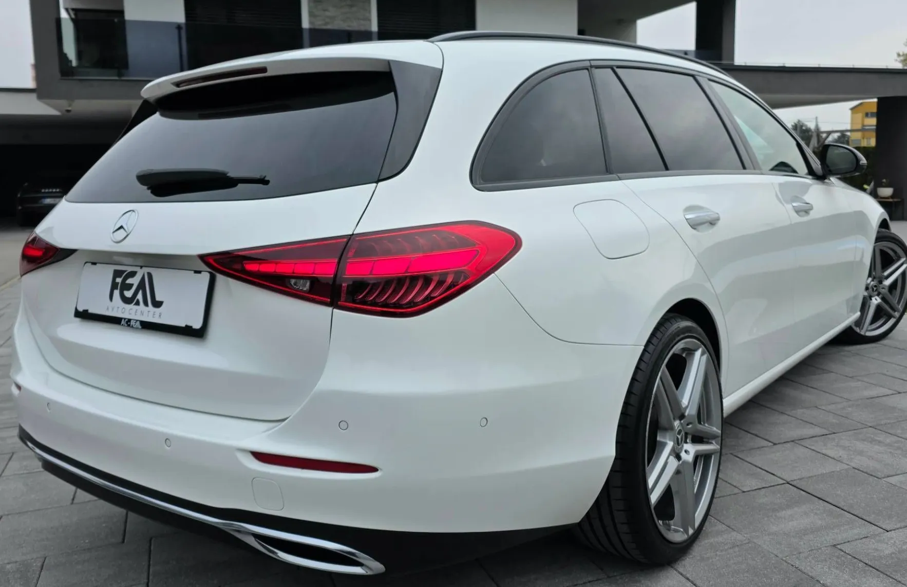 Zunanja slika - Mercedes-Benz C-Razred - C 200 D-AVT-SPORT-FULL LED-360 KAMERA-VIRTUAL-ACC- - 4