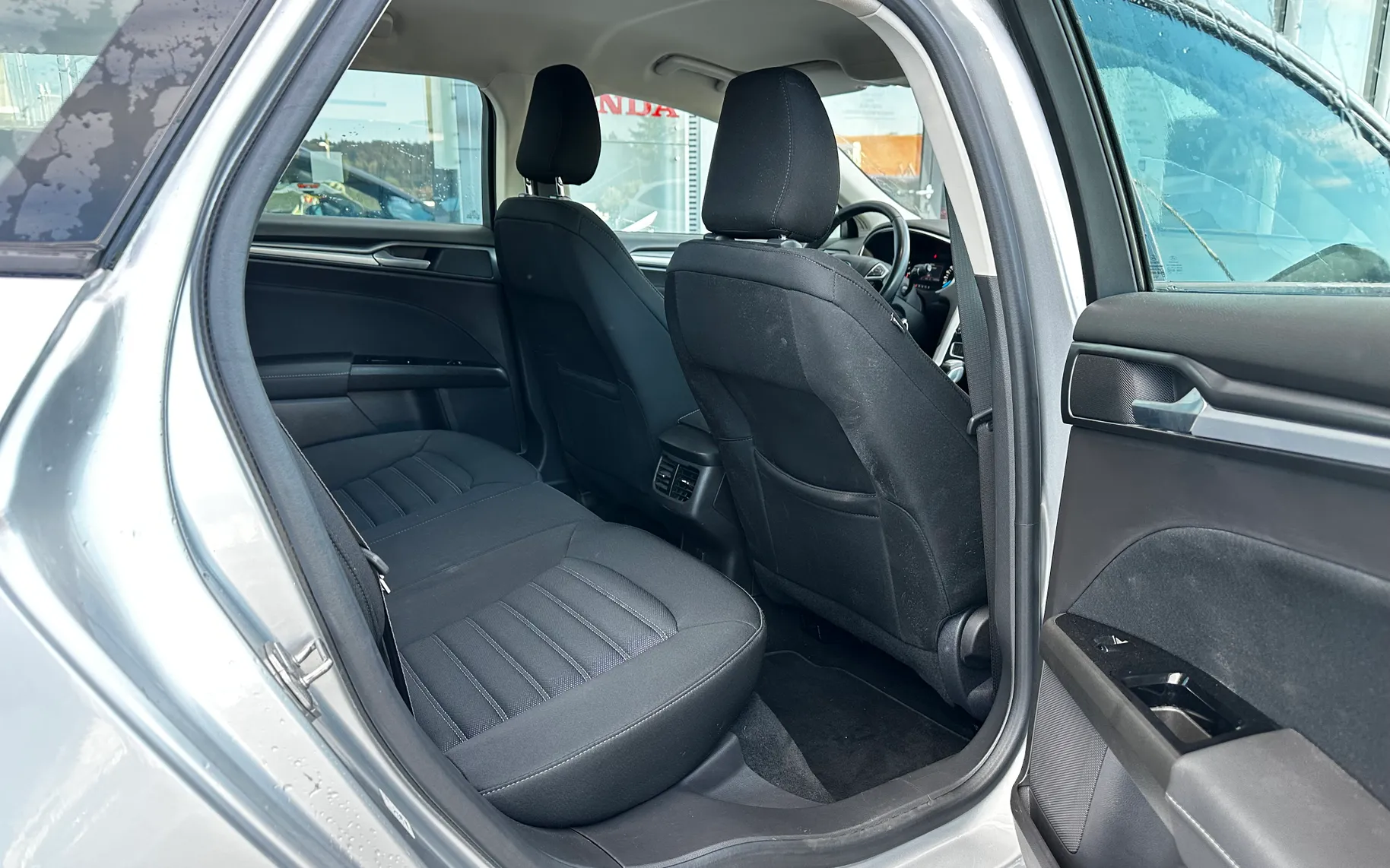 Zunanja slika - Ford Mondeo - Karavan 2.0 TDCi Titanium Powershift - 12