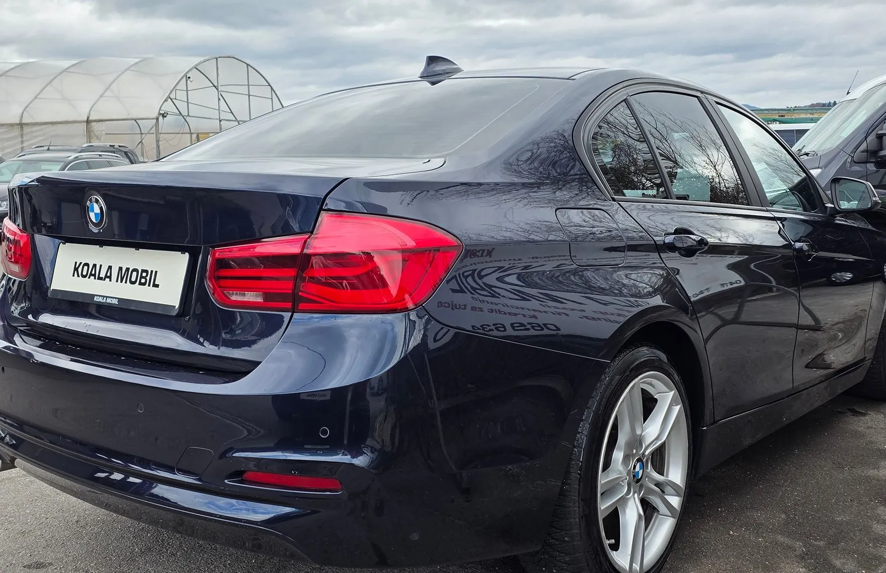 Zunanja slika - BMW Serija 3 - : 318D LIMUZINA FACELIFT LED-NAVI-AVTOMATIK-PDC - 4