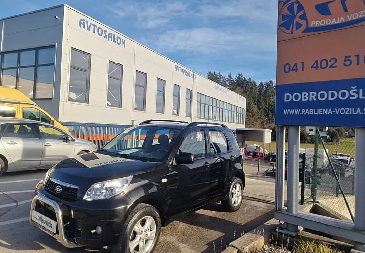 Zunanja slika - Daihatsu Terios - 1.5 4X4 171724 KM TOOP STANJE VOZILA BREZ RJE... - 2