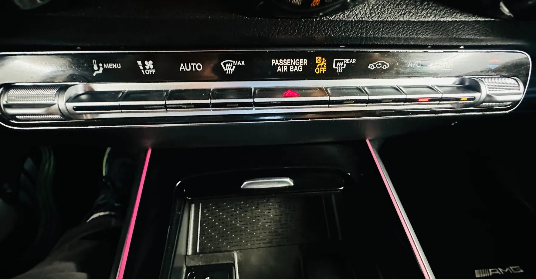 Zunanja slika - Mercedes-Benz EQB-Razred - EQB 250+ AMG Line.KAMERA.LED.USNJE.KLJUKA-SUBVENCIJA - 17
