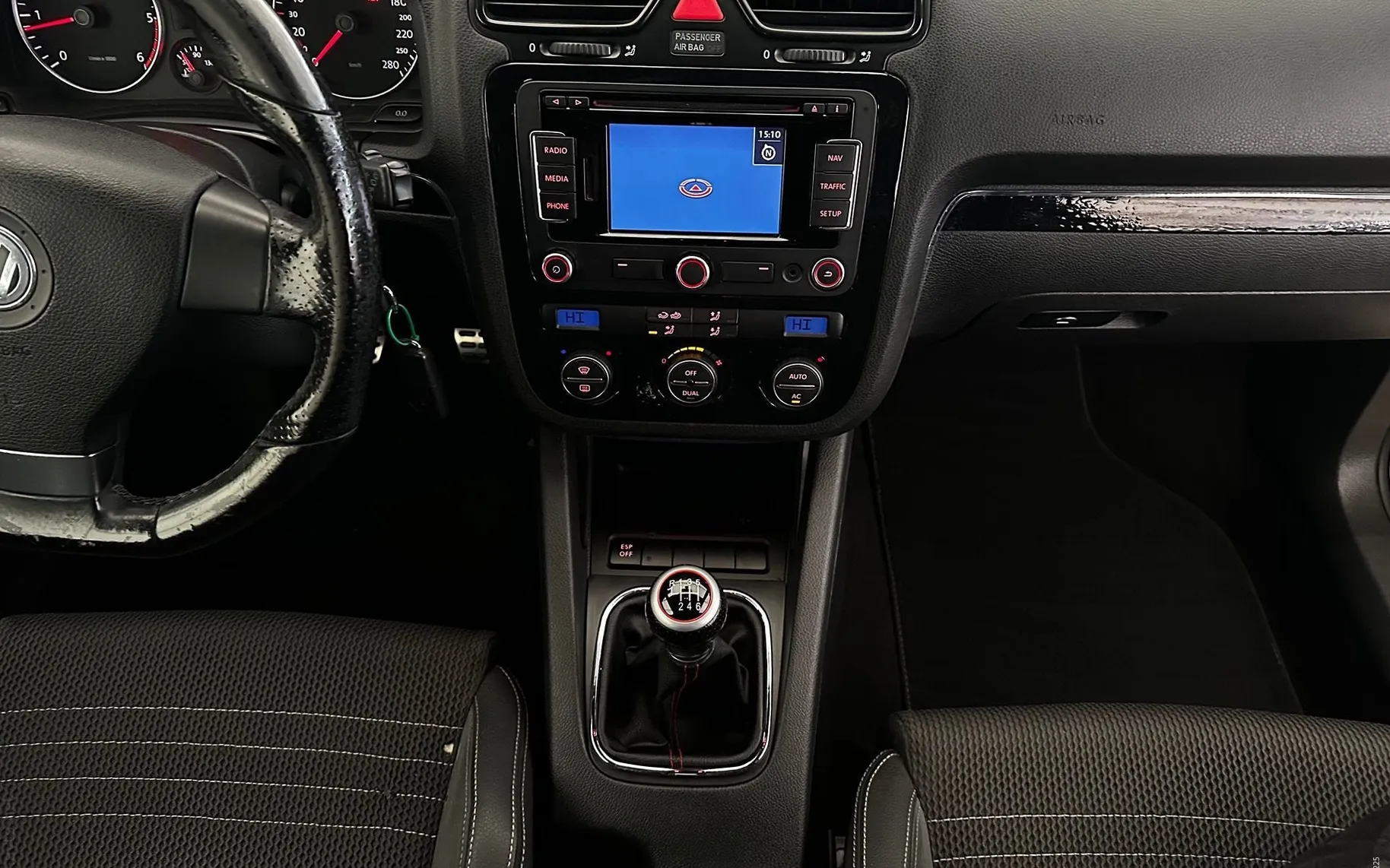 Zunanja slika - Volkswagen Scirocco - 2.0 TDI 103kW Sport-K-2CON KLIMA-PDC-17 COL... - 5