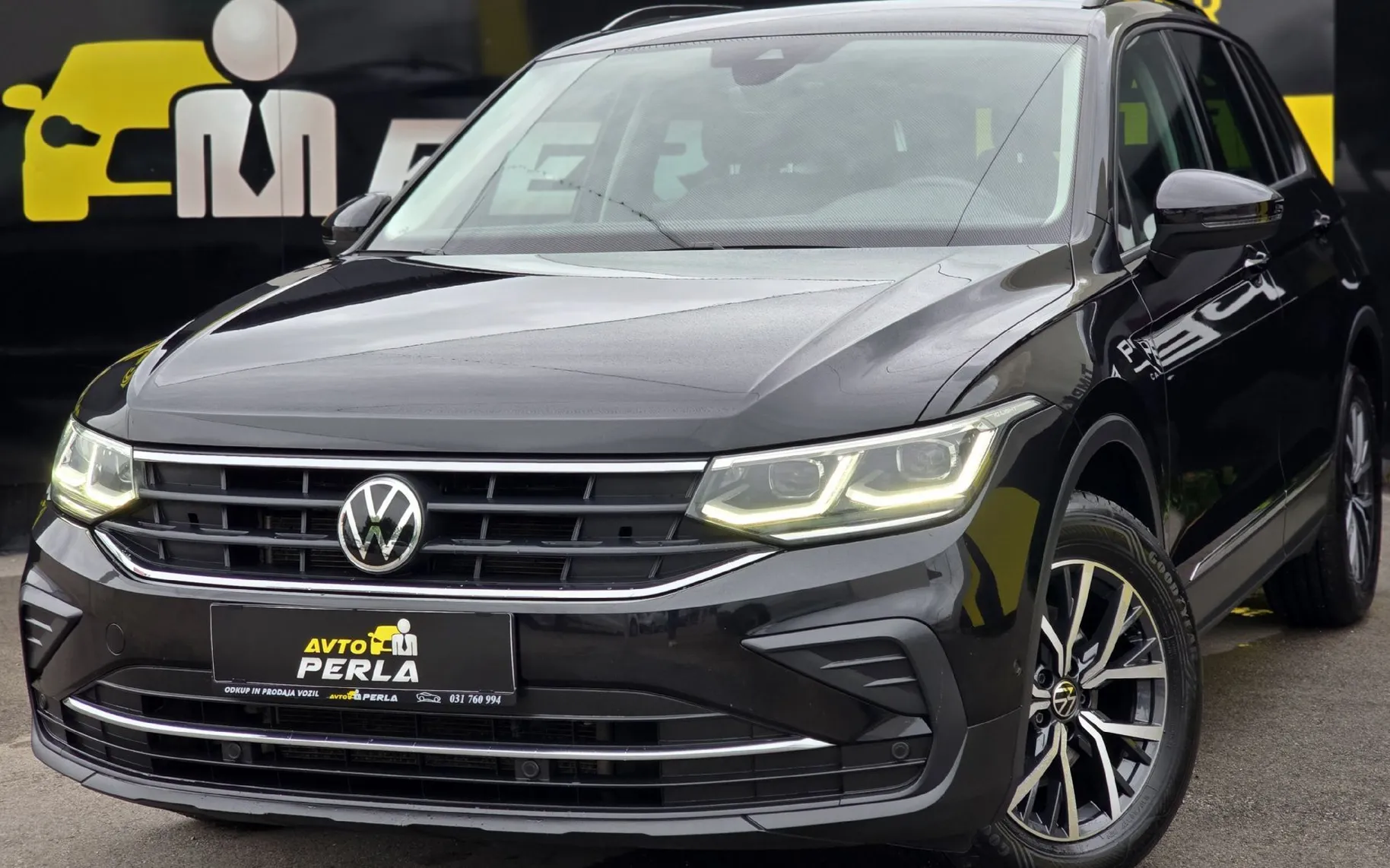 Zunanja slika - Volkswagen Tiguan - 2.0 TDI DSG HIGHLINE-VIRTUAL-MATRIX-CAMERA-NEMŠKI - 1