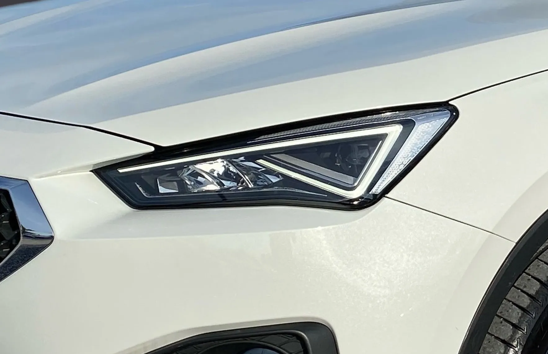Zunanja slika - Seat Tarraco - 2.0 TDI 110KW STYLE DSG-PANORAMA-KAMERA-ACC.... - 5
