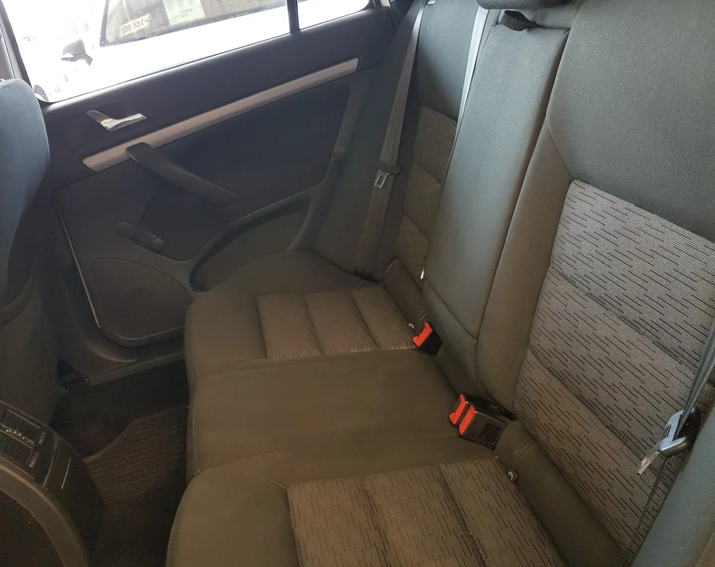 Zunanja slika - Škoda Octavia - Combi 2,0 TDI CR DPF - 12