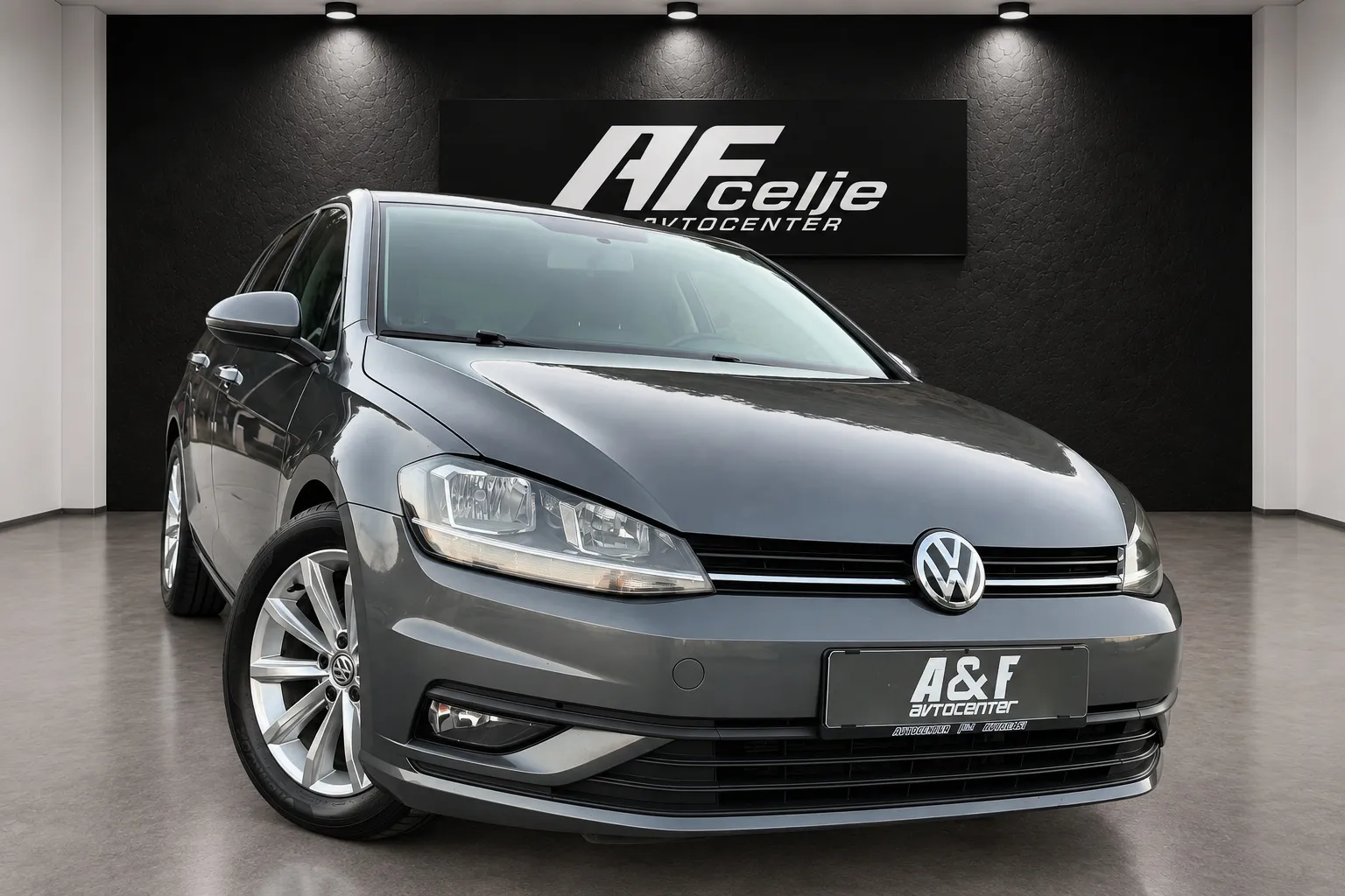 Zunanja slika - Volkswagen Golf - 1.6 TDI-LED-LIZING ZA TUJCE-TEMPOMAT-ODLIČEN- - 3