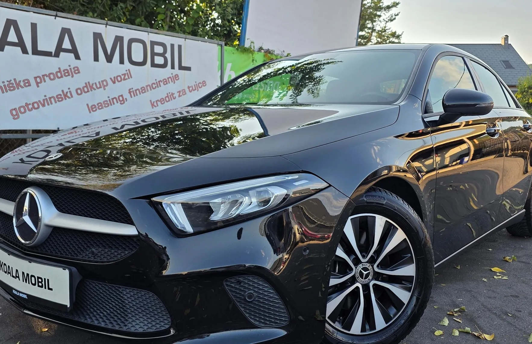 Zunanja slika - Mercedes-Benz A-Razred - A LIMUZINA 180D LED-WIDESCR-KAMERA-GRETJE SEDEŽEV - 19