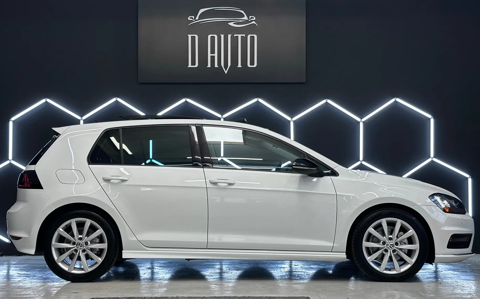 Zunanja slika - VW Golf - 2.0 TDI R LINE+PANORAMA+LED+NAVI+GRETJE SEDEZEV - 5