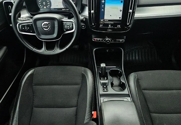 Zunanja slika - Volvo XC40 - 2.0 TD AWD 150ks °FULL-LED° °AUTOMATIC° °KAMERA° - 10