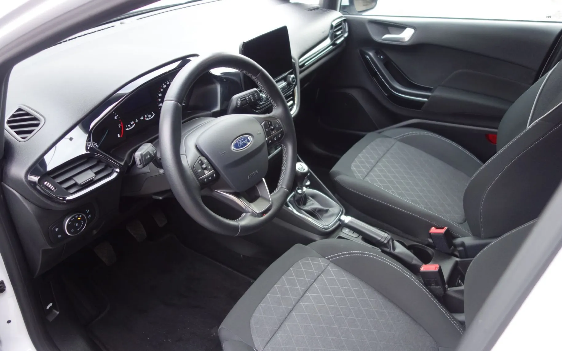 Zunanja slika - Ford Fiesta - 1.0 EcoBoost 63kW S S ACTIVE - 7