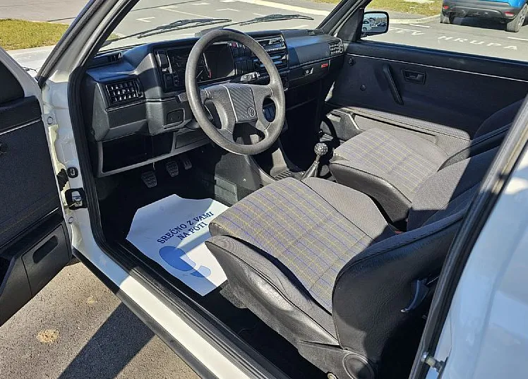Zunanja slika - VW Golf - 1.8 16v GTI | obnovljen | certifikat oldtimerja | - 8