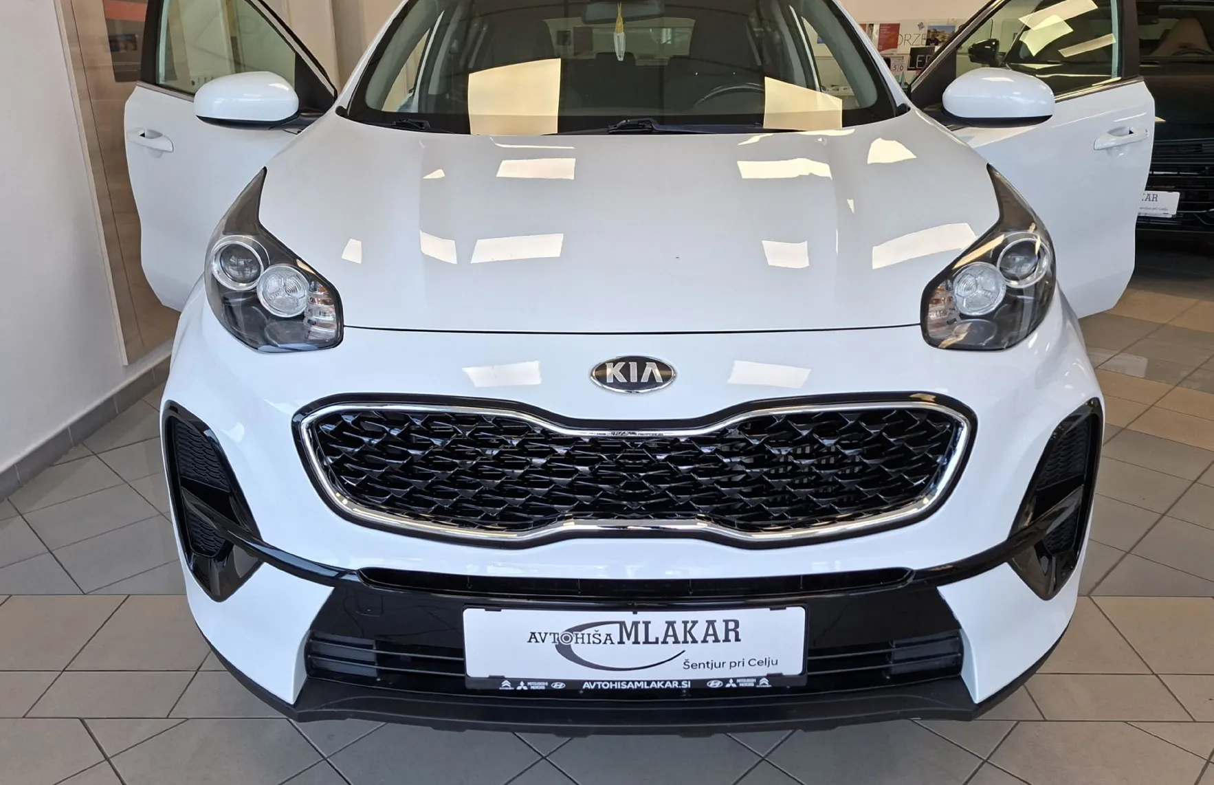 Zunanja slika - KIA Sportage - 1.6 CRDi 100kW AWD EX Fresh ISG. M T- - 6
