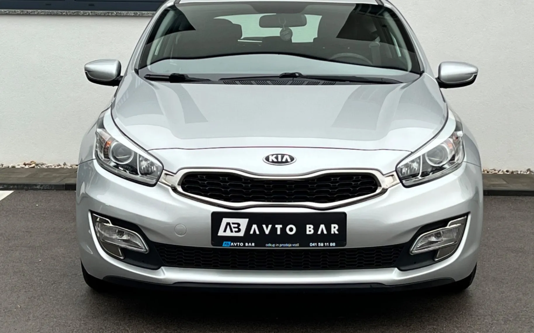 Zunanja slika - KIA Pro_Ceed - 1.4 CVVT+SLO+SAMO 97.888km+USB... - 2