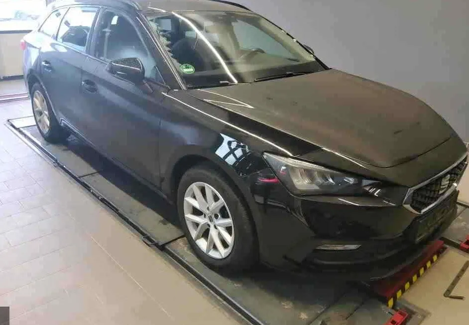Zunanja slika - Seat Leon - Style 2.0 TDI 85kW.NEMŠKI.DIZEL.2023 - 4