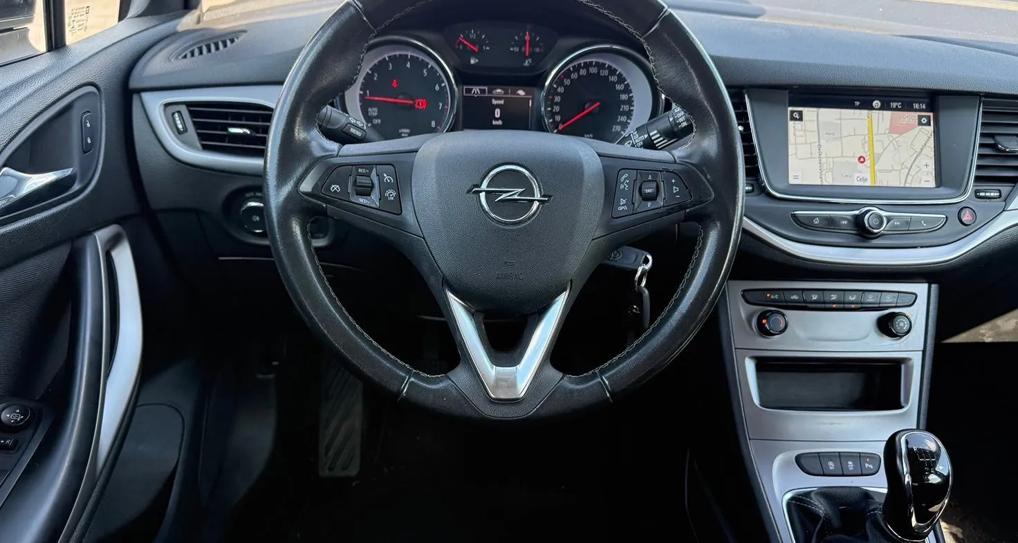 Zunanja slika - Opel Astra - 1.2 Turbo Edition NAVI BT LED ALU KAMERA PARK BE - 8