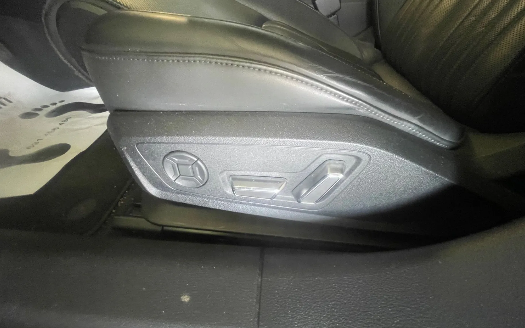 Zunanja slika - Audi A6 Allroad - AUDI  55 TFSI MATRIX.USNJE.2XPDC.3D KAM - 14
