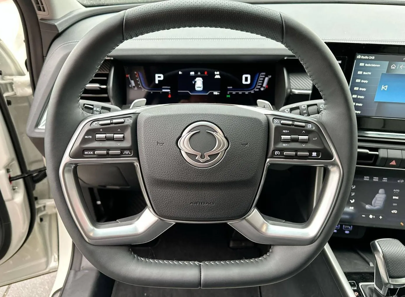 Zunanja slika - SsangYong Torres - 1.5 T-GDI PREMIUM 4WD AT - 14
